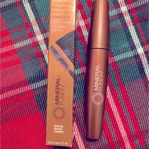 Mineral Fusion Lengthening Mascara